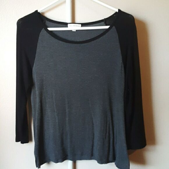 ZENANA OUTFITTERS BLACK/GREY RAGLAN 3/4 SLEEVE TEE SMALL - Picture 1 of 4